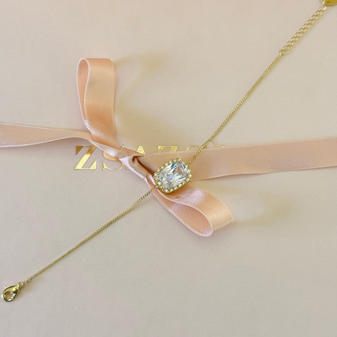 Zircone rectangular in the middle gold plated bracelet