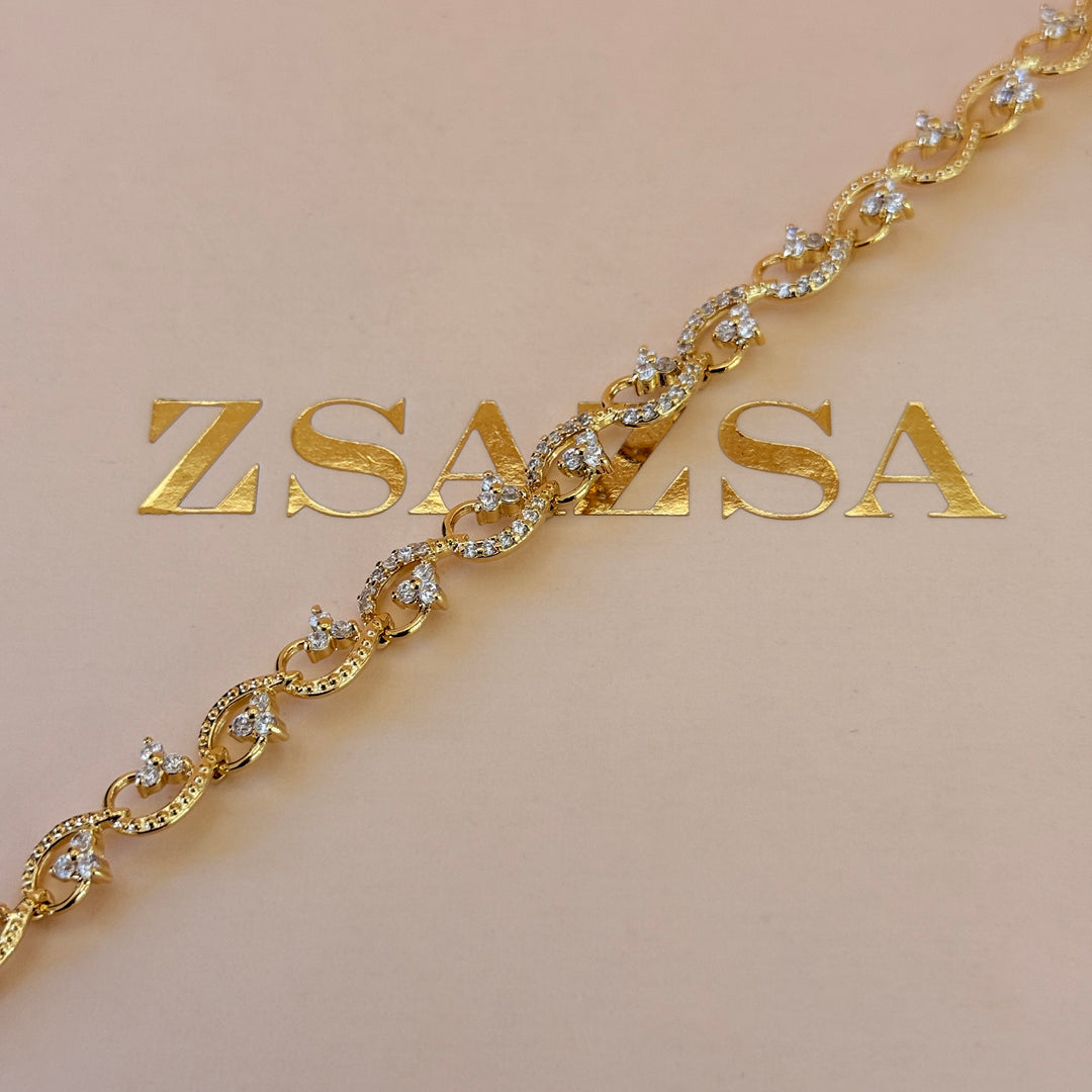 Teardrop and marquise zircone gold plated set