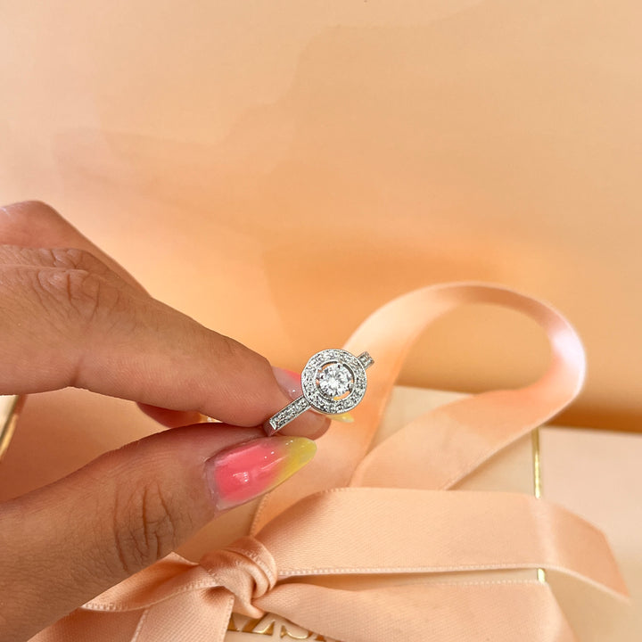 Zircone round white gold plated ring
