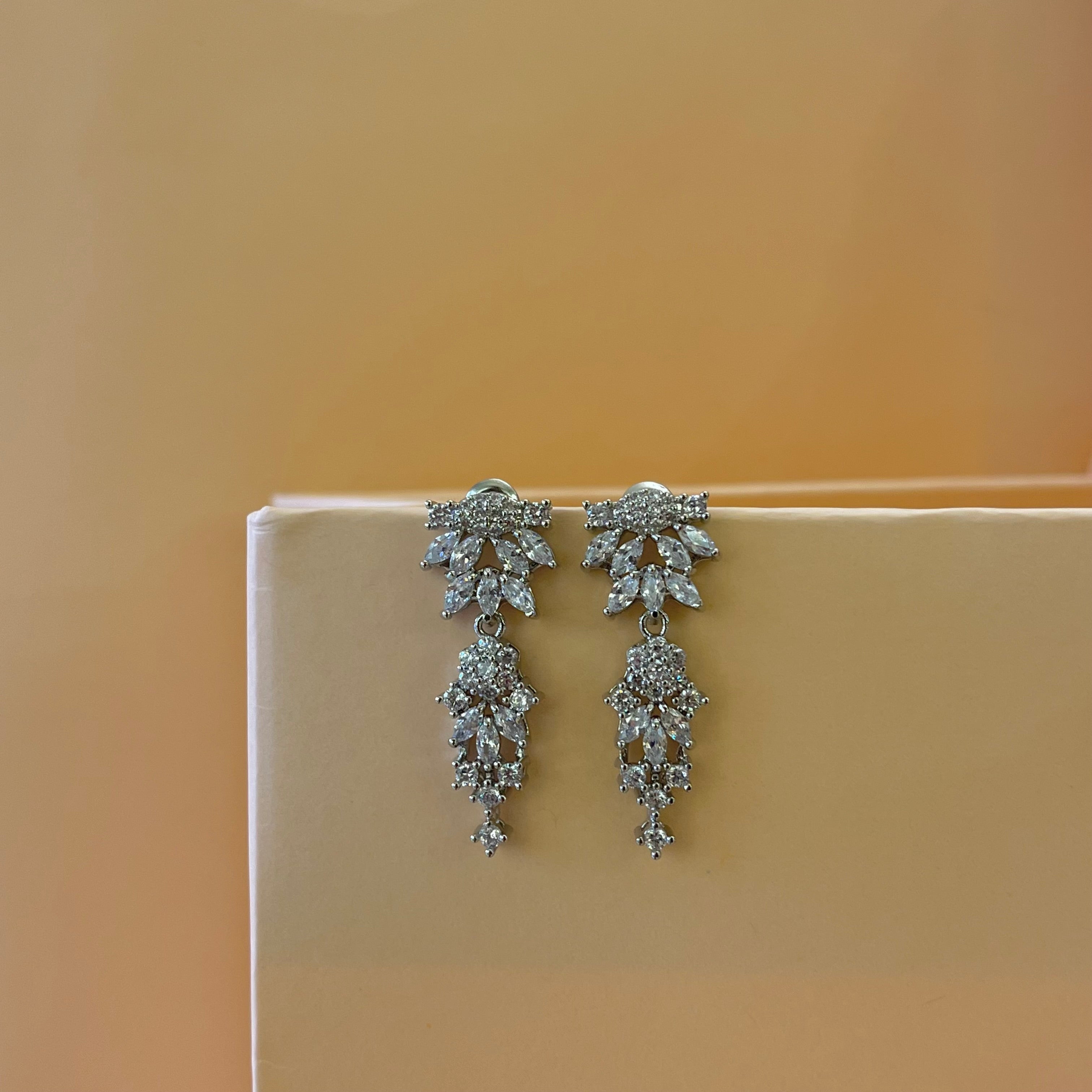 Silver zircone earrings