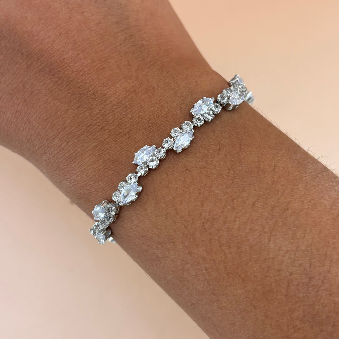 Zircone silver set