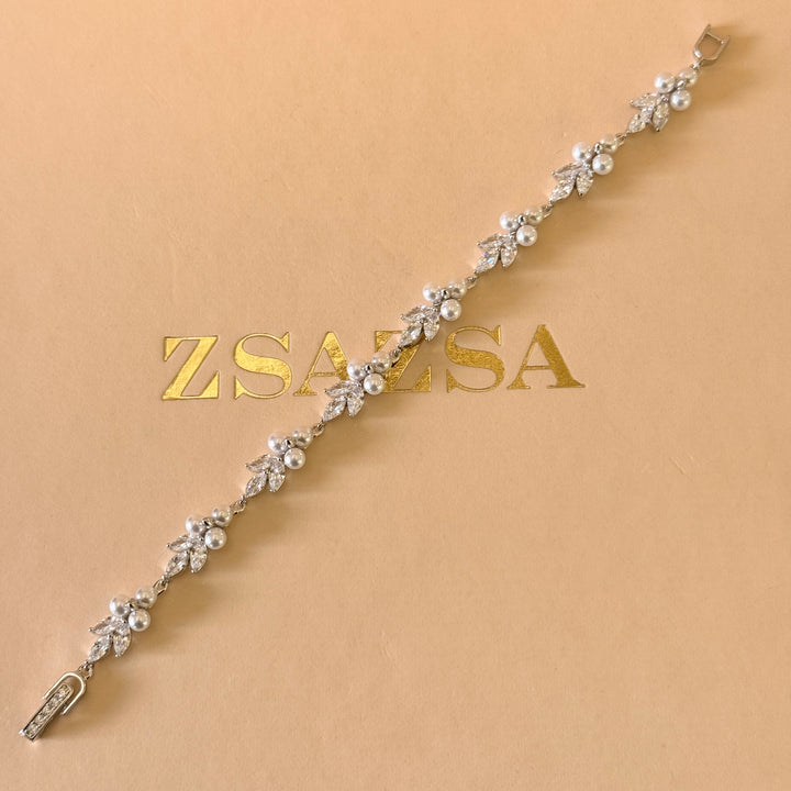 Pearls and marquise zircone silver bracelet