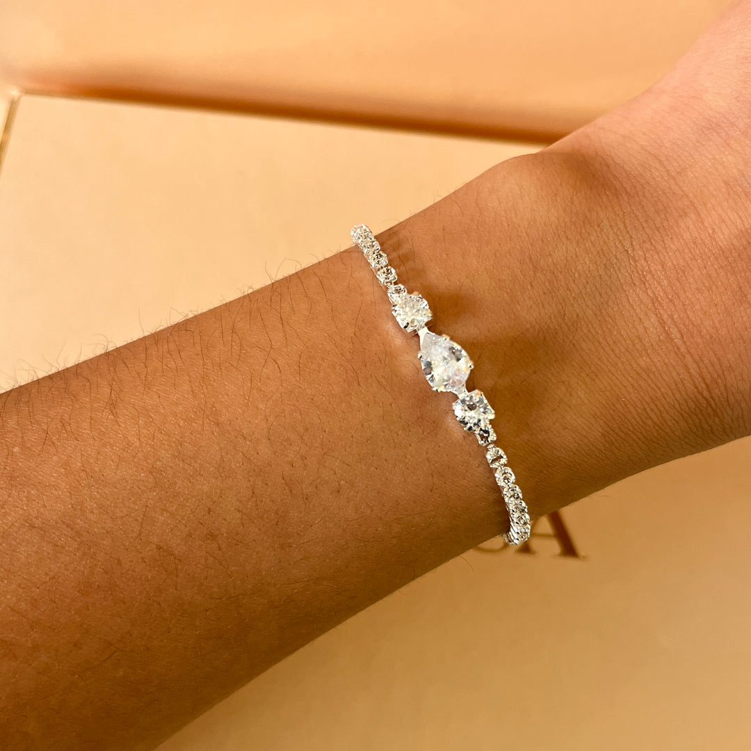 Teardrop zircone white gold plated set