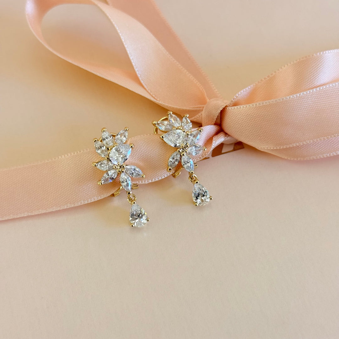 Marquise and teardrop zircone French clip earrings