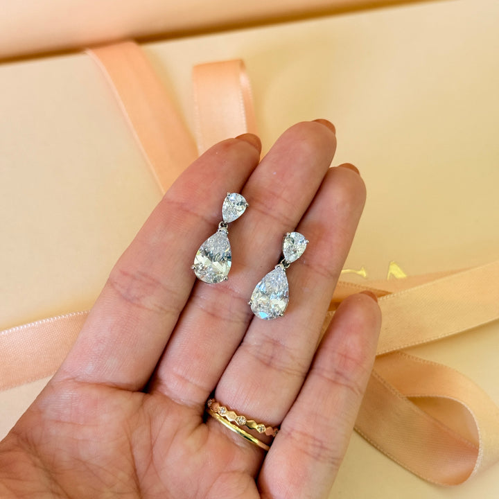 Double teardrop zircone silver earrings
