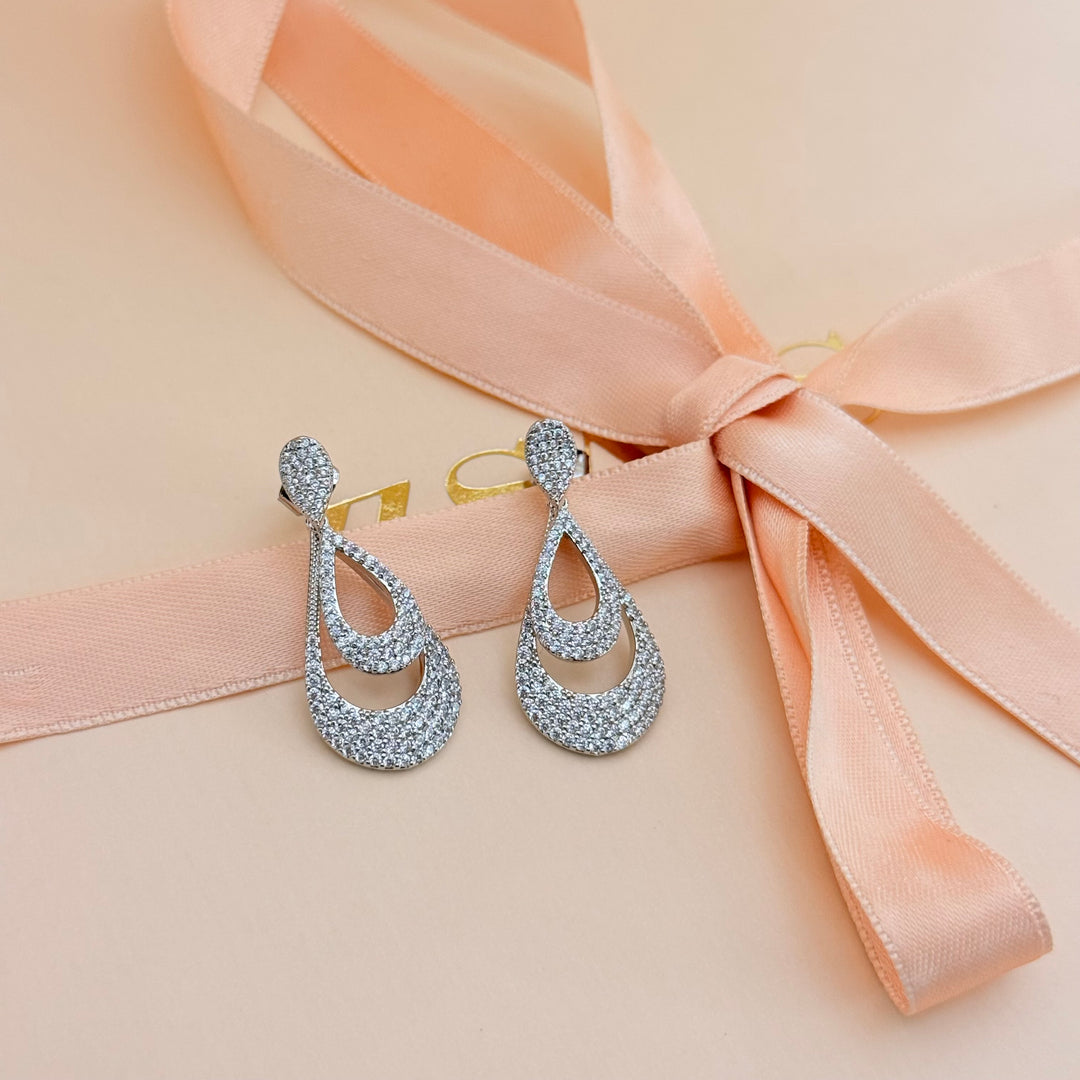 Teardrop zircone silver earrings
