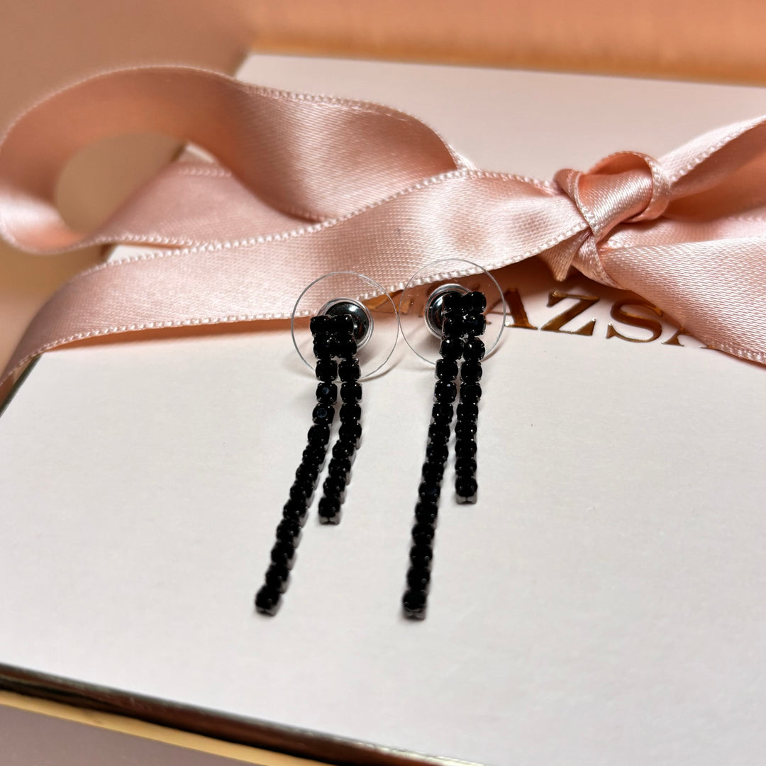 Dainty fringe black earrings