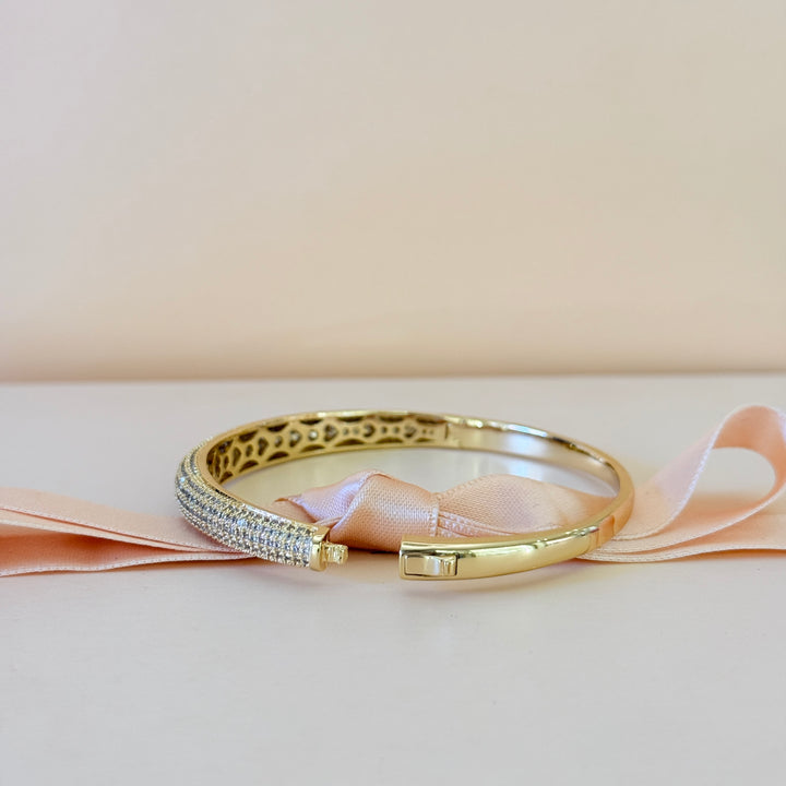 Zircone sparkling gold plated bangle
