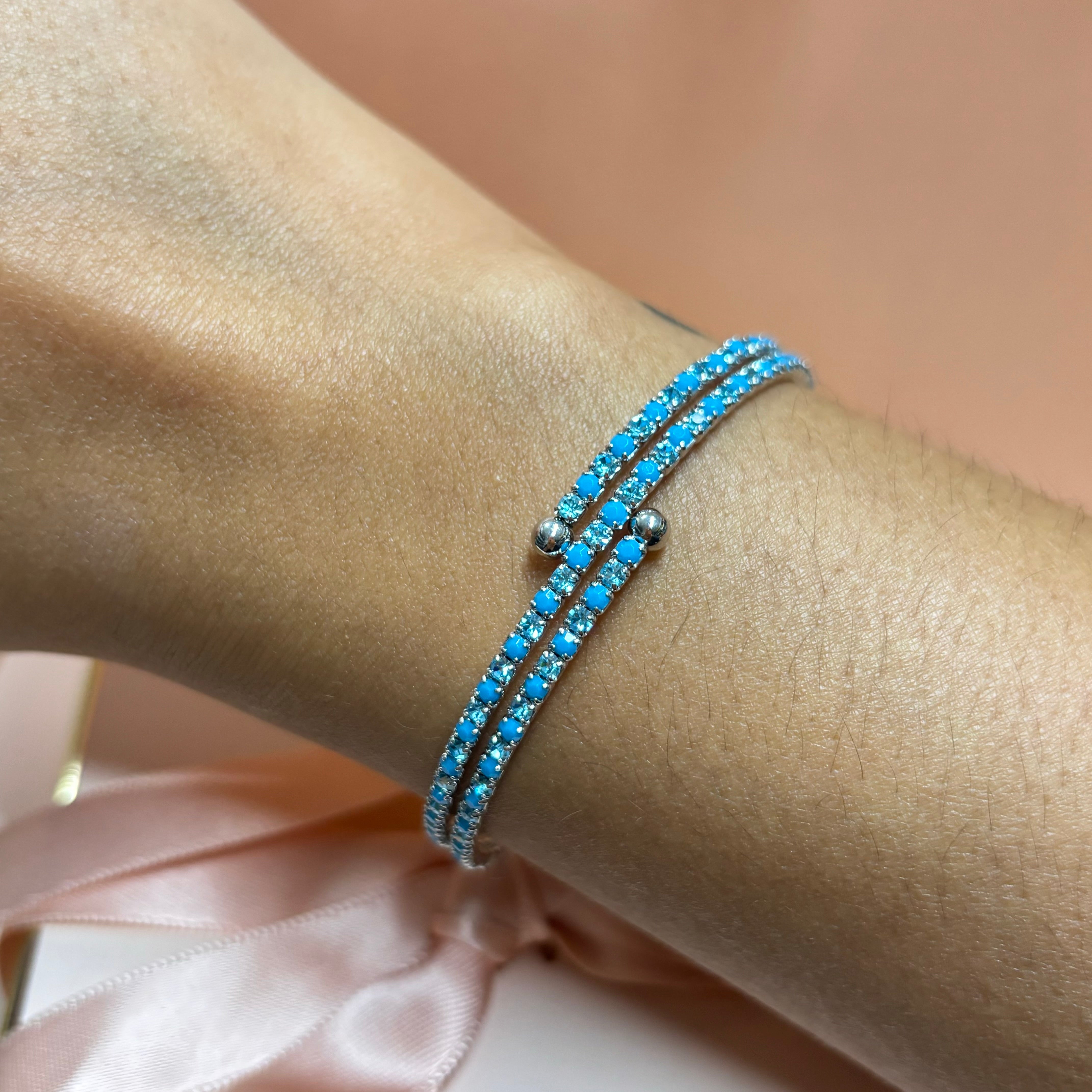 Dainty turquoise bangle