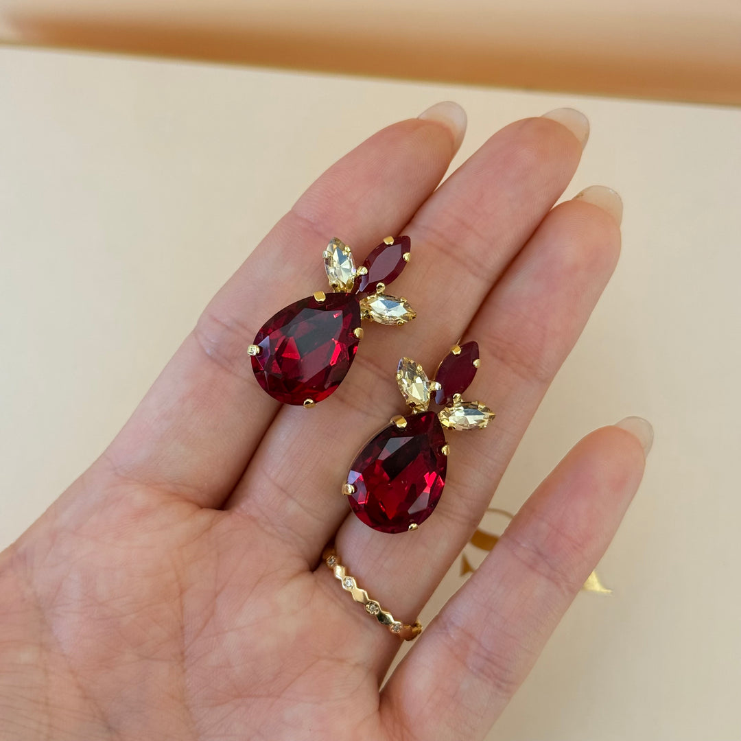 Marquise and teardrop dark red Swarovski crystals gold plated set