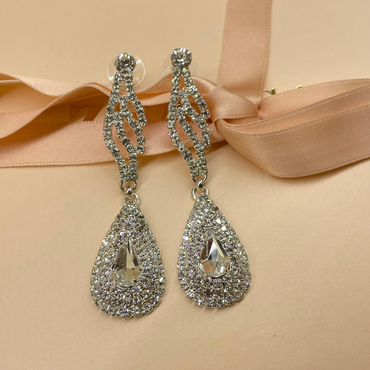 Elegant earrings