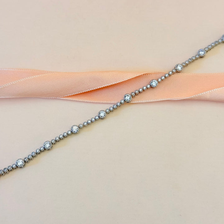 Dainty teardrop zircone silver earrings and bracelet