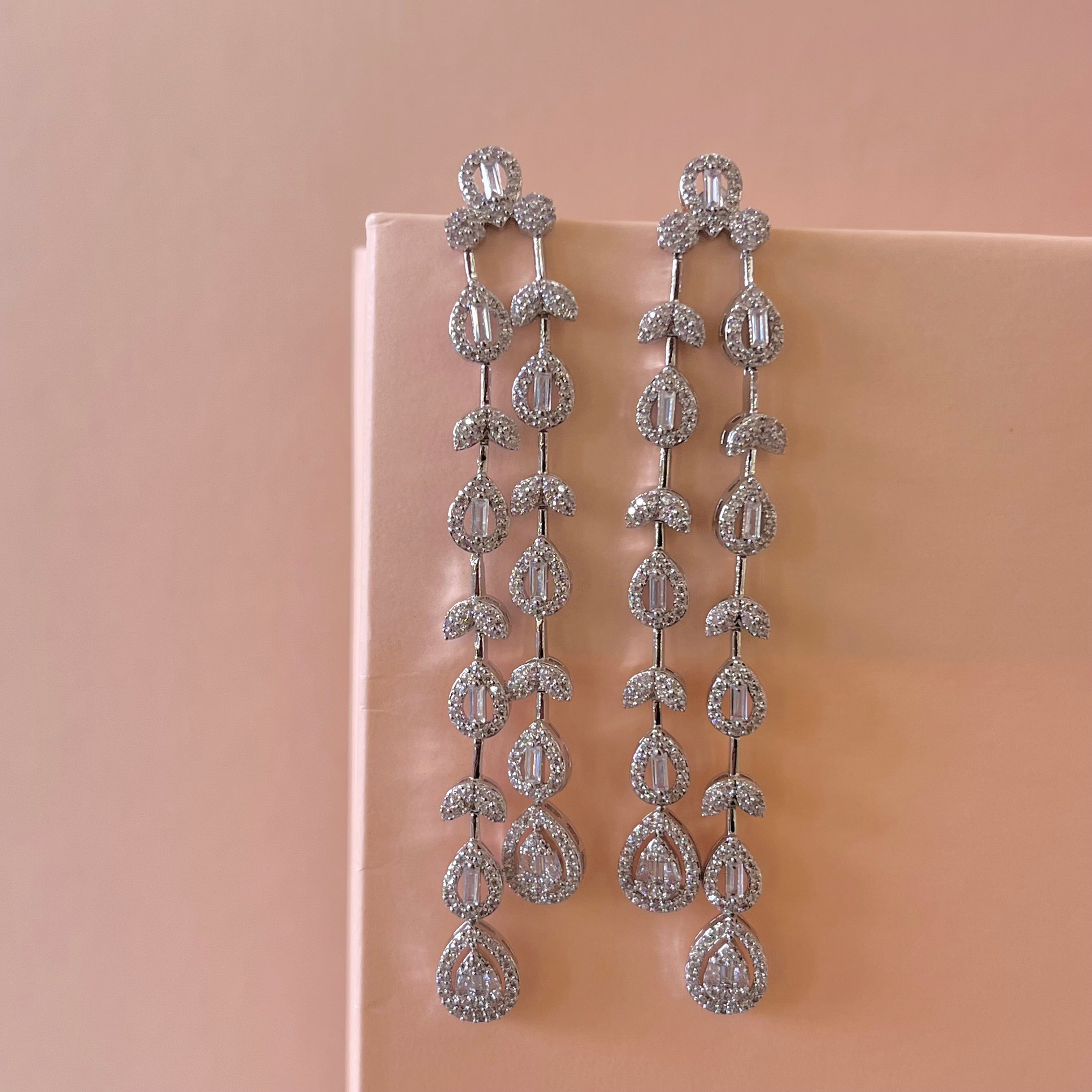 Silver zircone long earrings