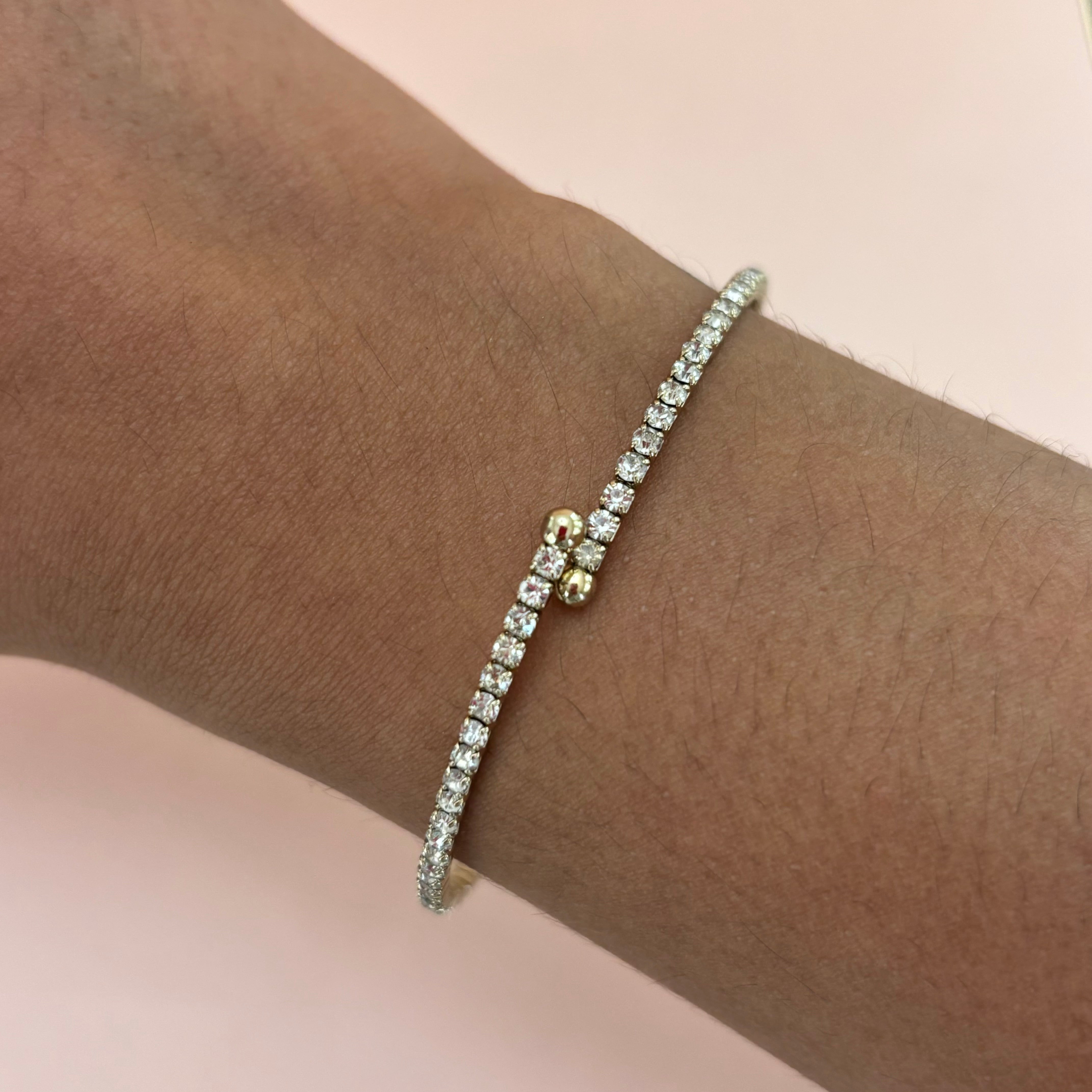 Dainty bangle