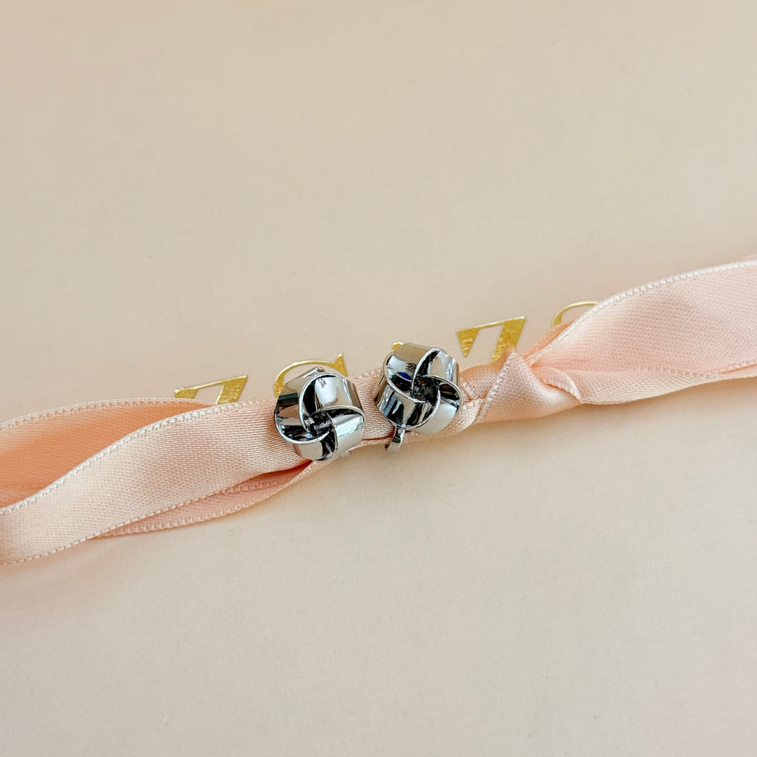 Plain Knot silver clip on earrings