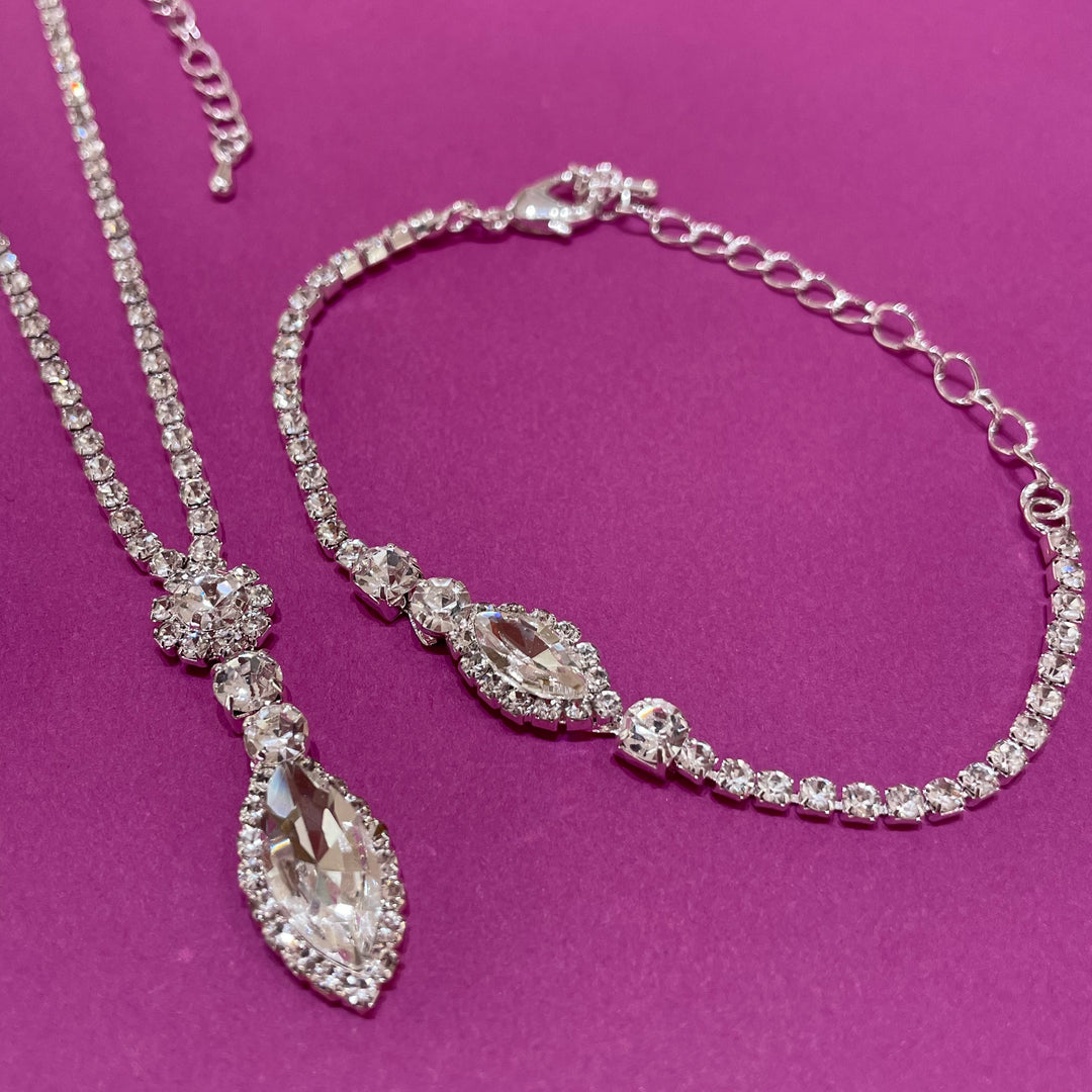 Elegant set