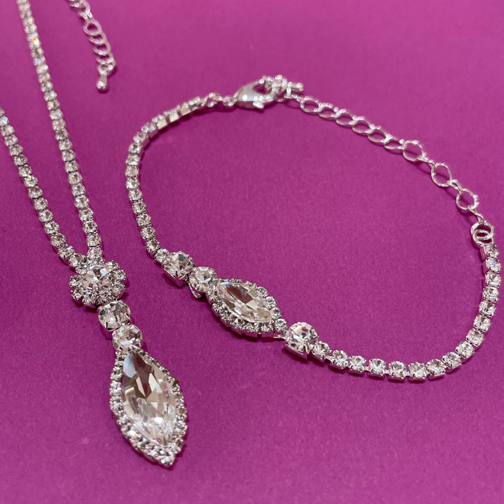 Elegant set