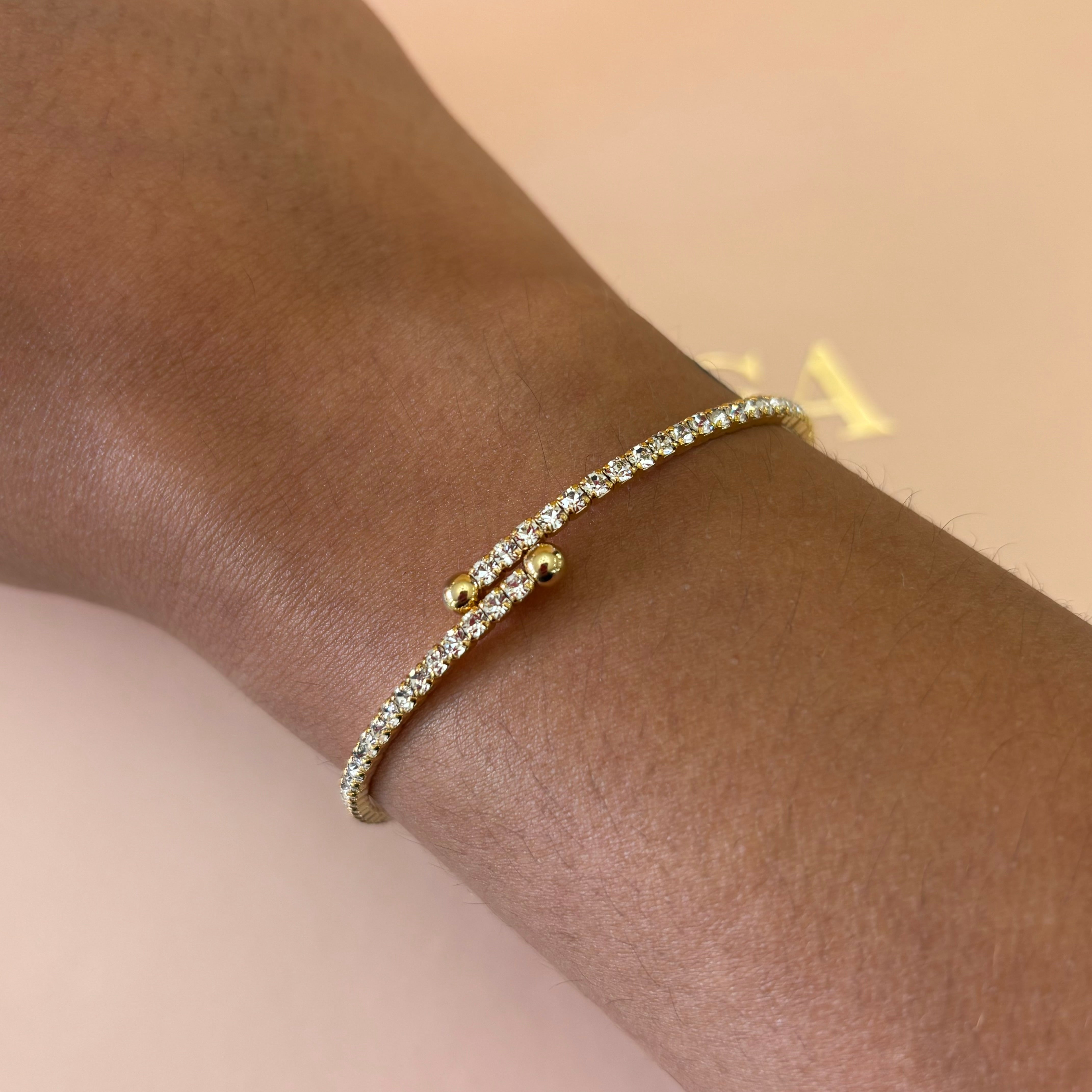 Dainty bangle