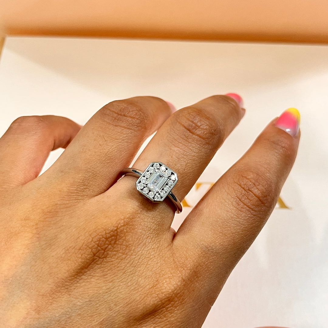 Zircone rectangular sterling silver ring