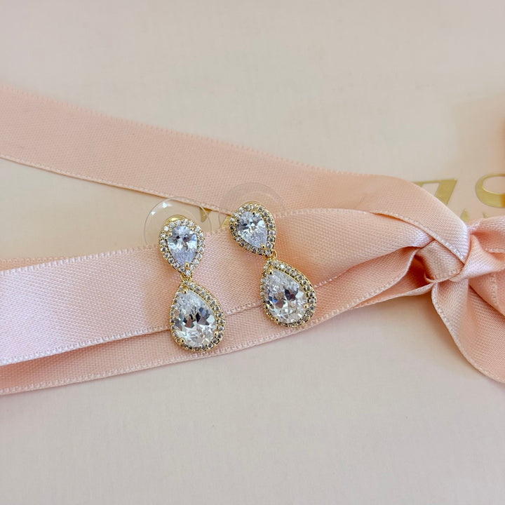 Double teardrop zircone gold plated earrings