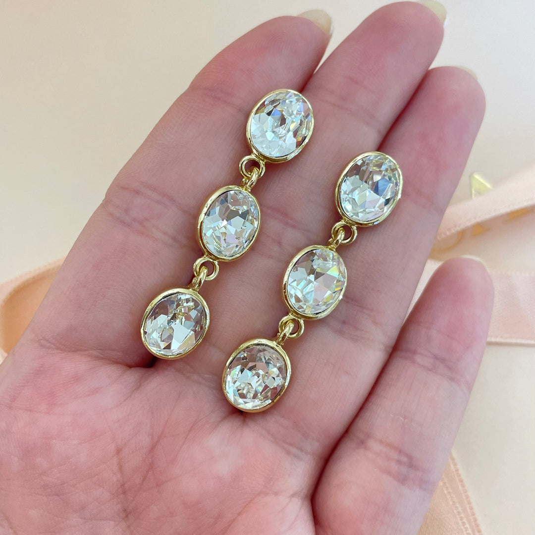 Oval earrings