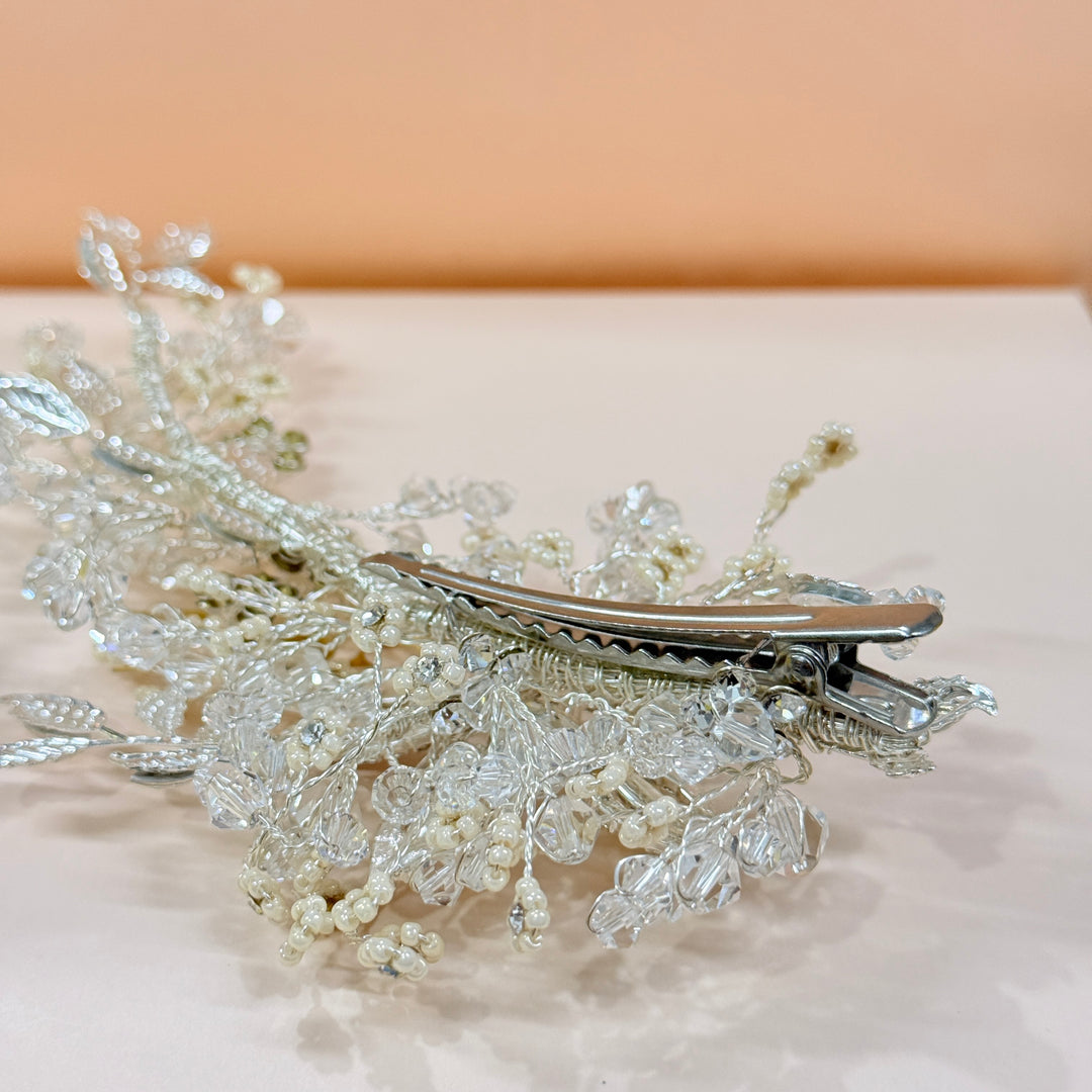 Swarovski crystals & dainty pearls leaves silver hair clip