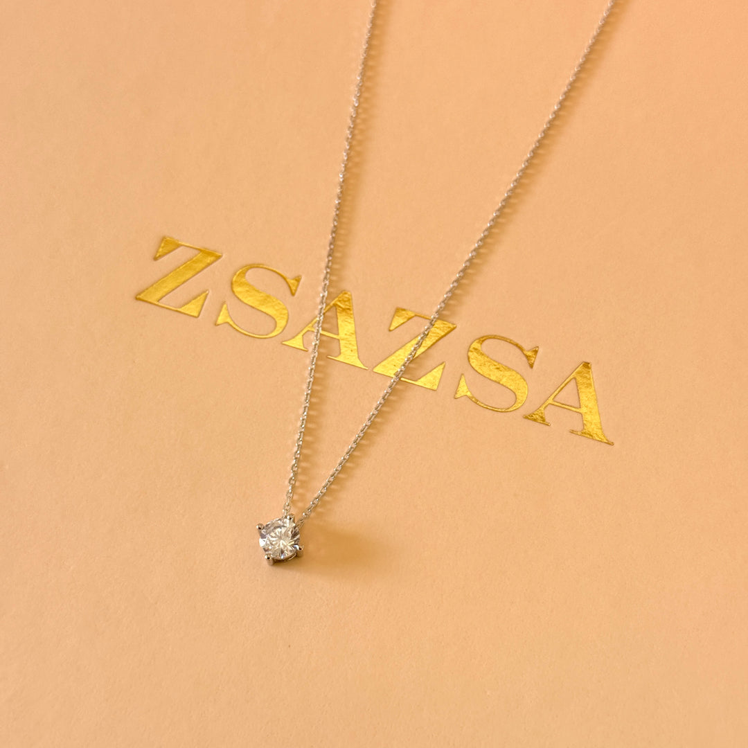 Medium solitaire zircone sterling silver pendant