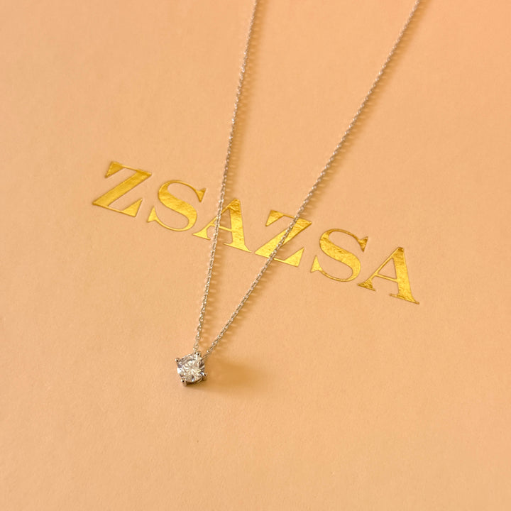 Medium solitaire zircone sterling silver pendant