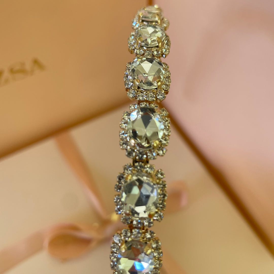 Oval stone headband