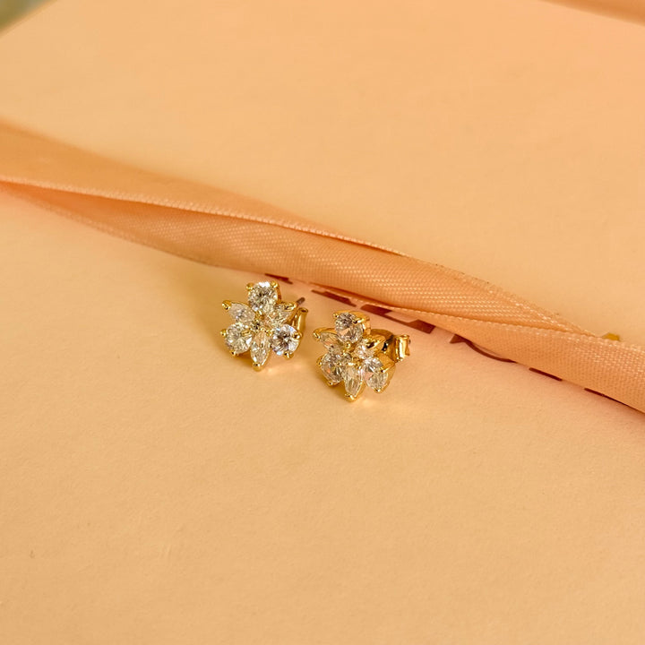 Flower zircone gold plated studs