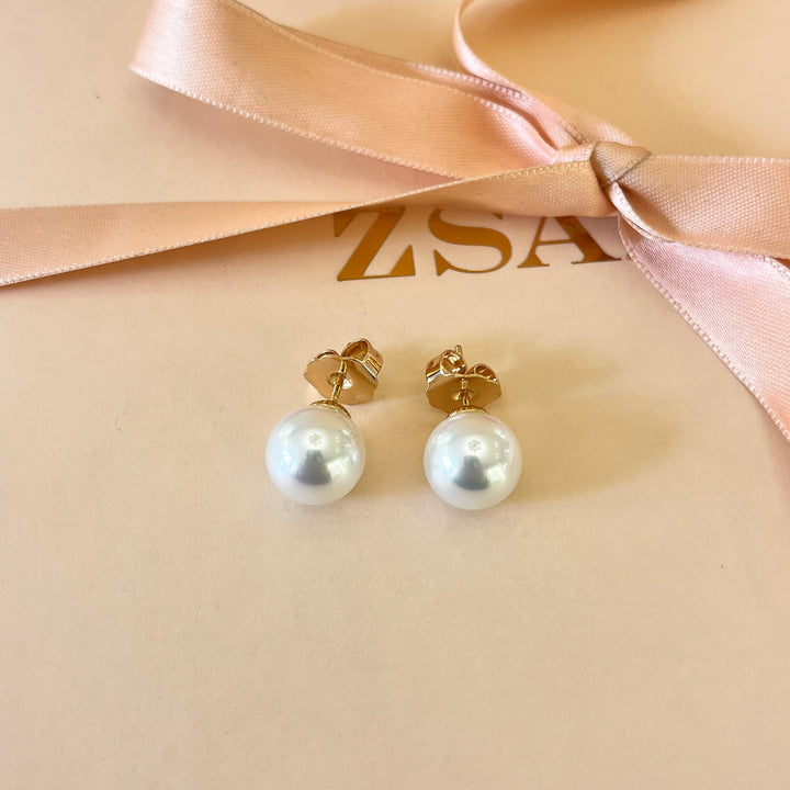 White Mallorca pearls gold plated studs