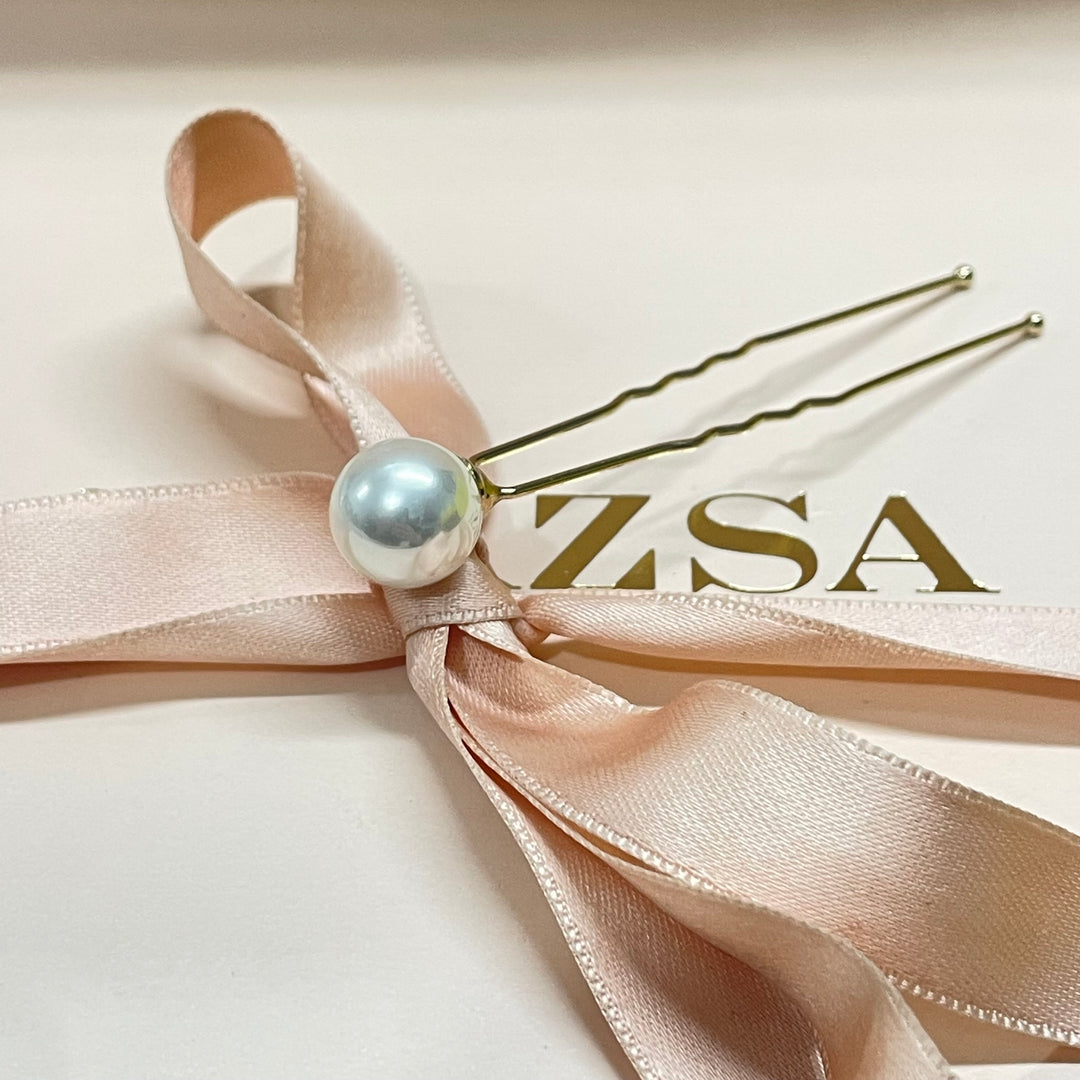 Simple pearl hair pin