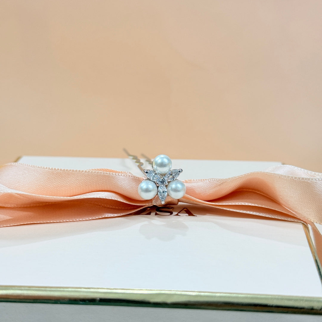 Zircone & pearl silver plated hair pin