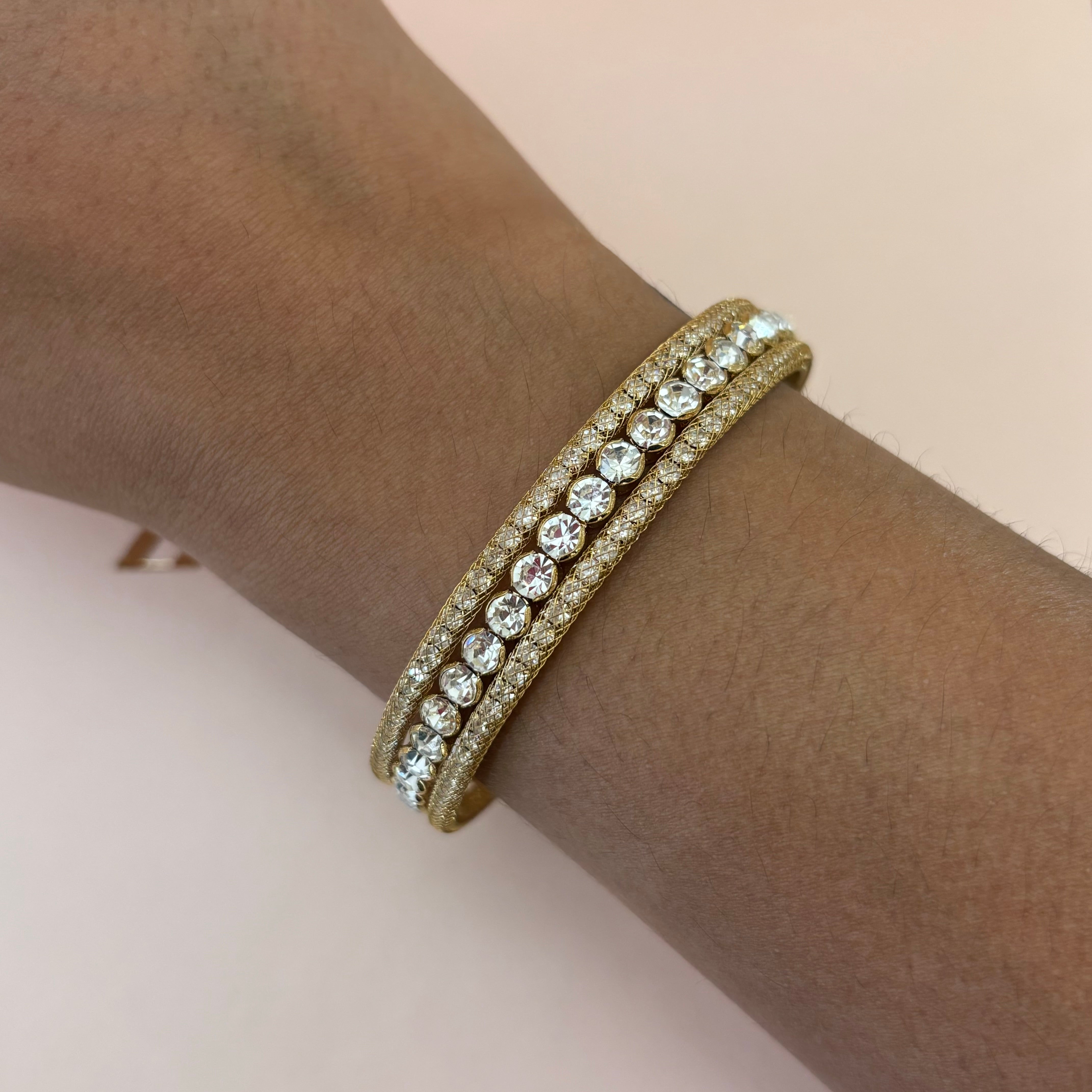 Dainty bangle