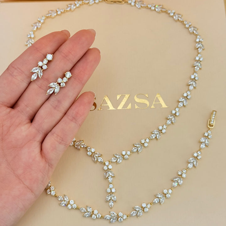 Round and marquise zircone gold plated set