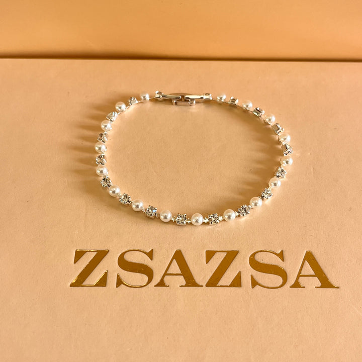 Peal and rhinestone white gold plated bracelet