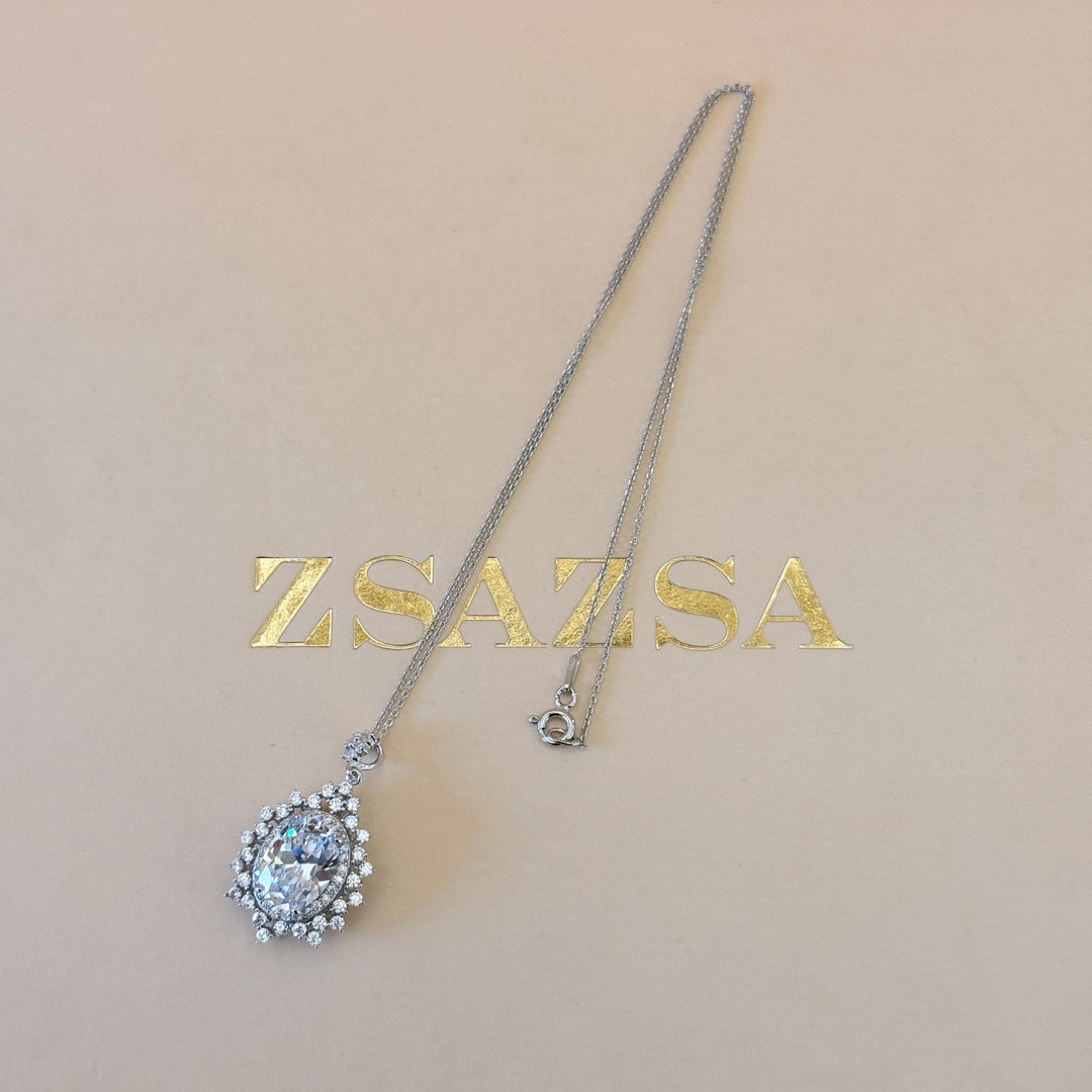 Oval zircone sterling silver pendant