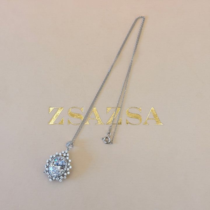 Oval zircone sterling silver pendant