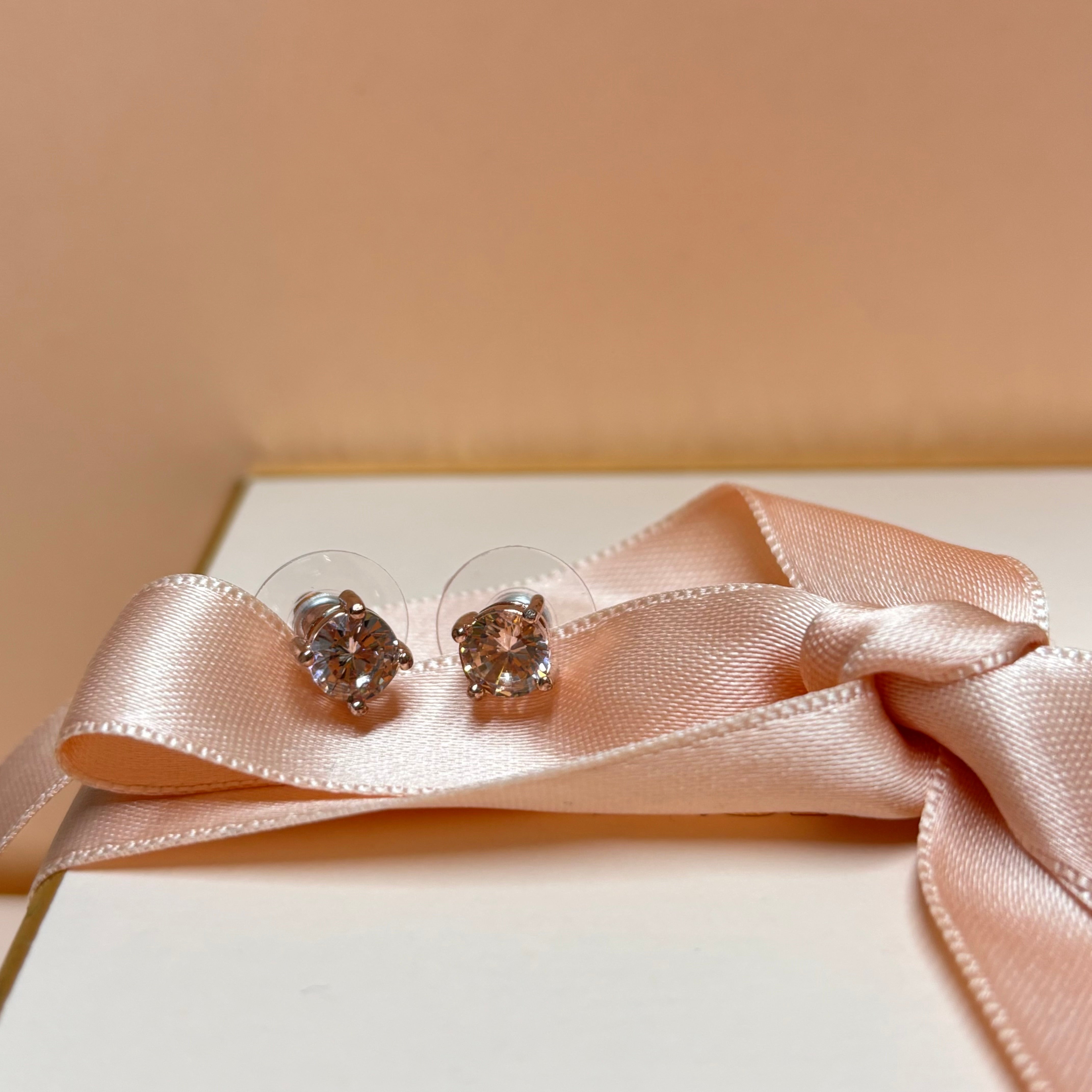 Peach studs