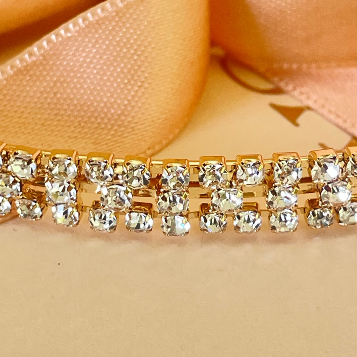 Dainty gold headband