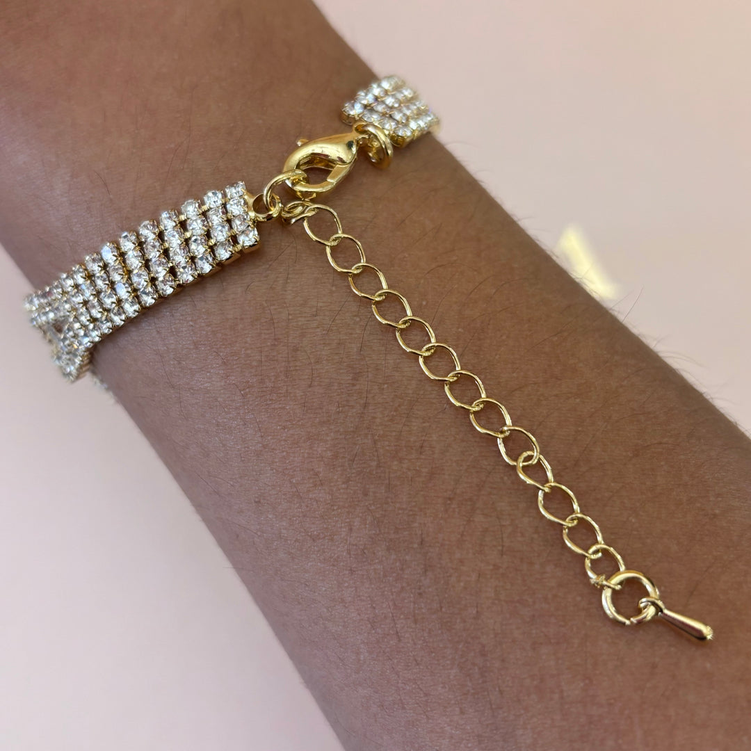 Twisted bracelet