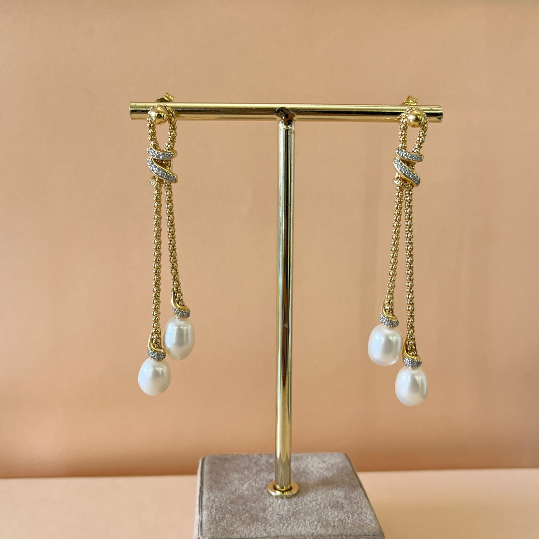 Elegant pearl set