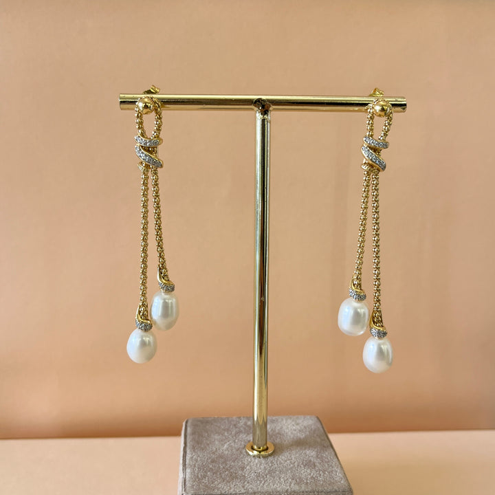 Elegant pearl set