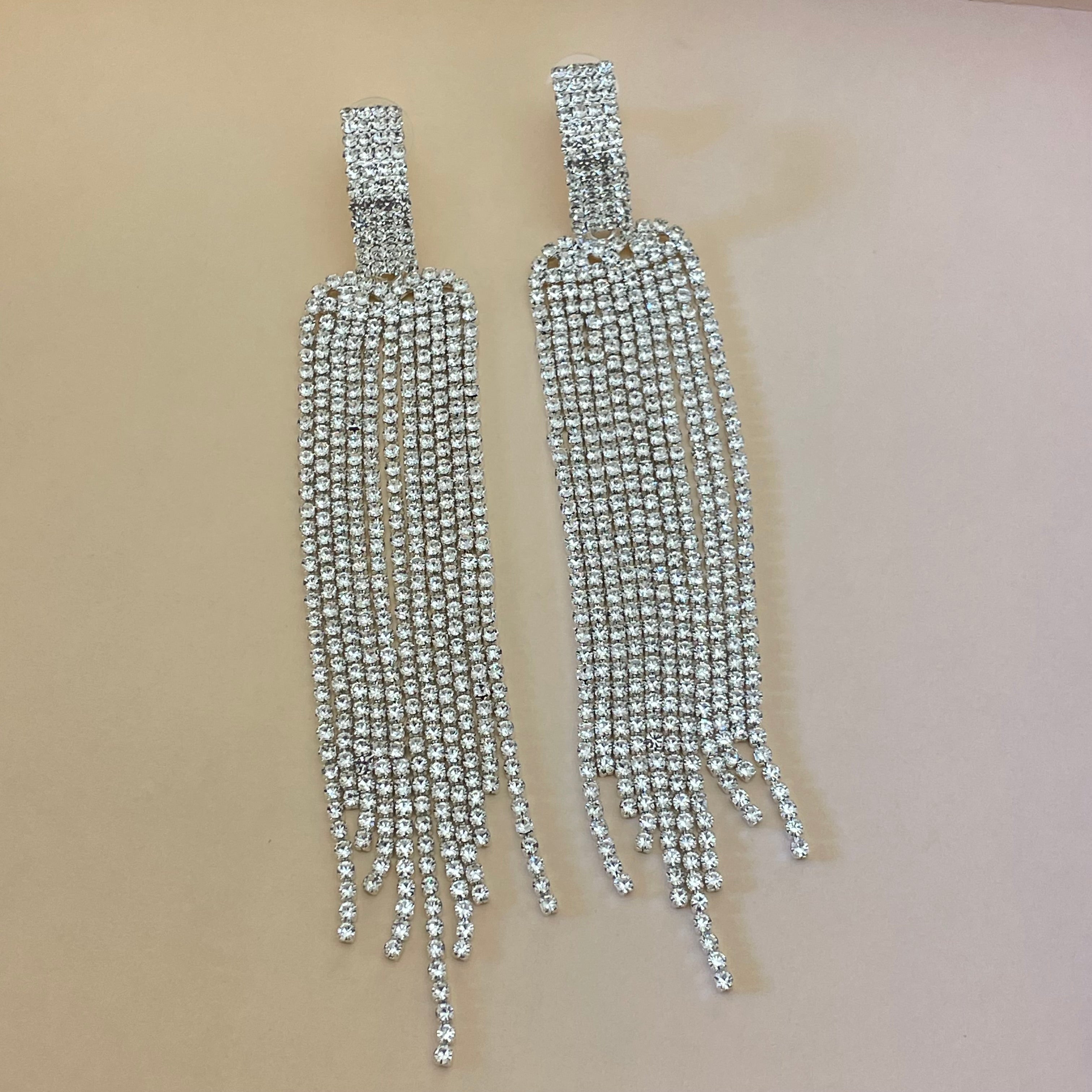 Elegant earrings