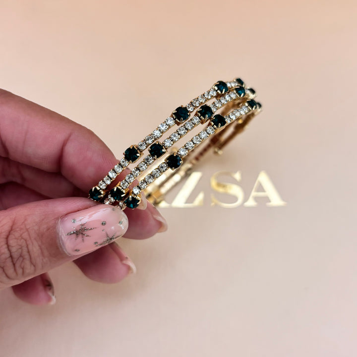 Elegant green bangle