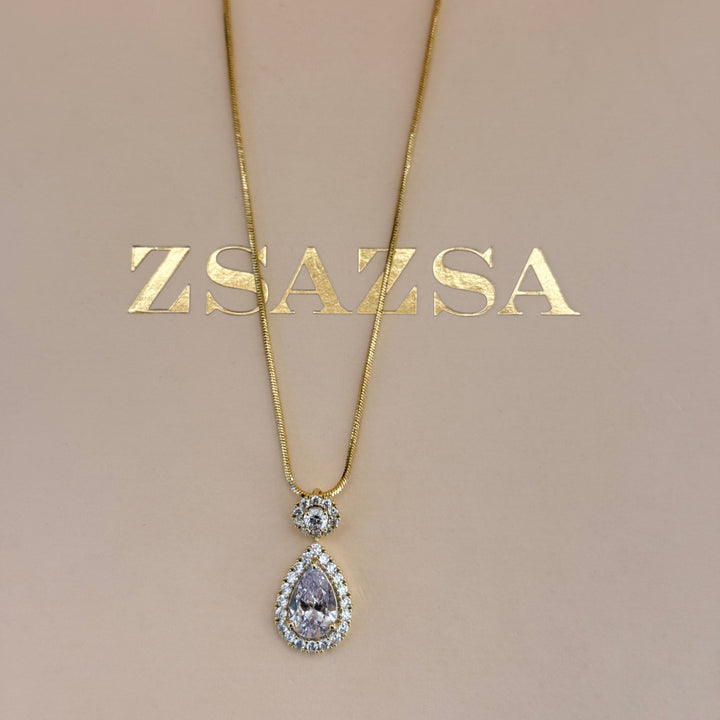 Teardrop zircone gold plated pendant set