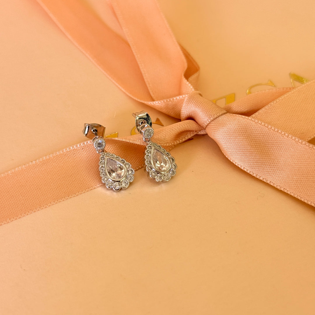 Teardrop dangle zircone silver earrings