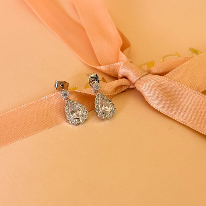 Teardrop dangle zircone silver earrings