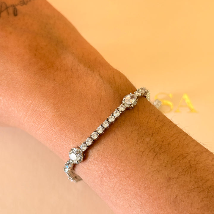 Mixed shapes zircone silver bracelet