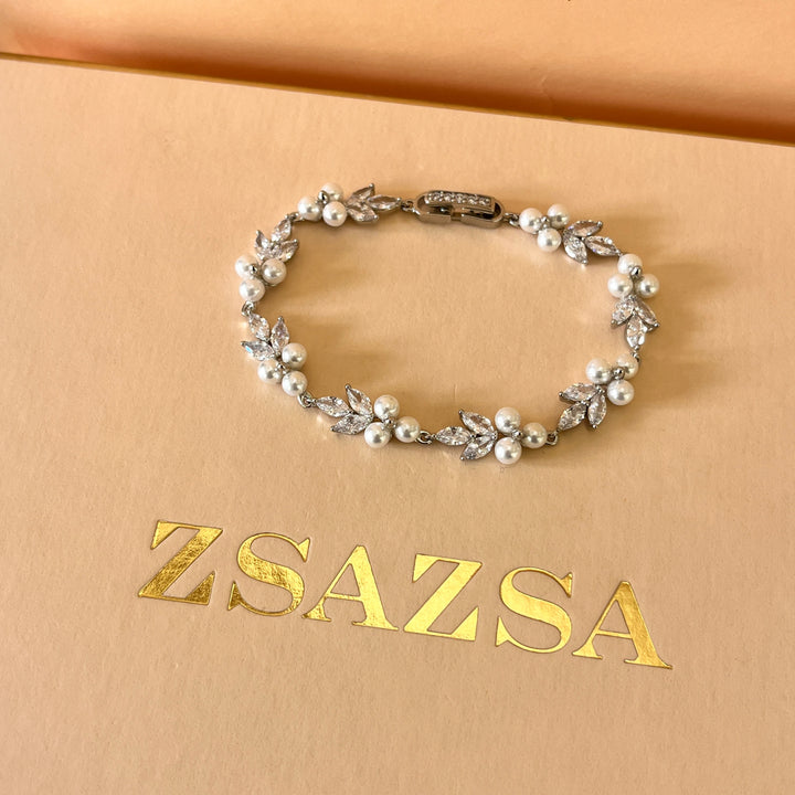 Zircone & Pearl marquise white gold plated set